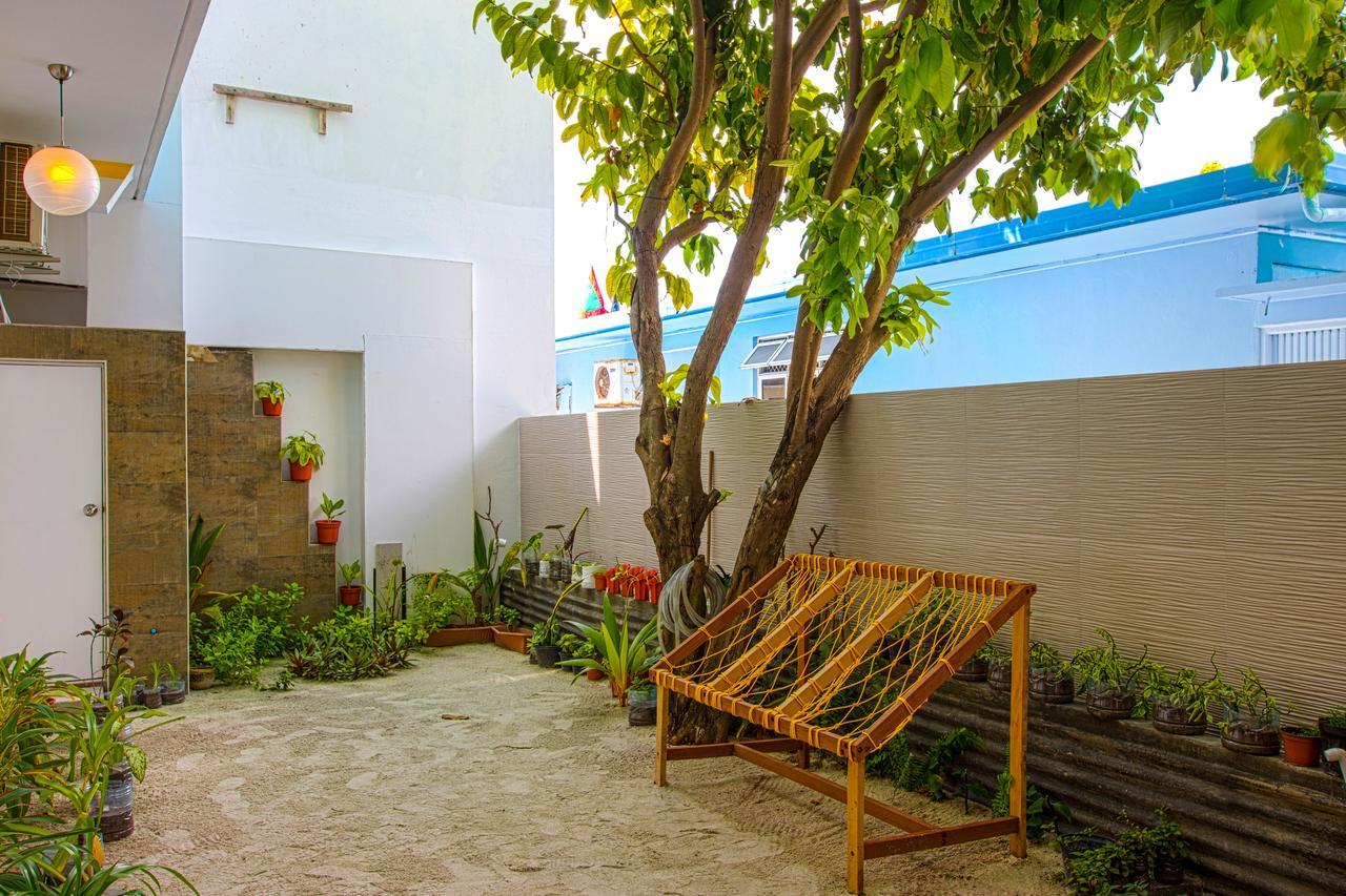 Select Village Maafushi Exterior foto